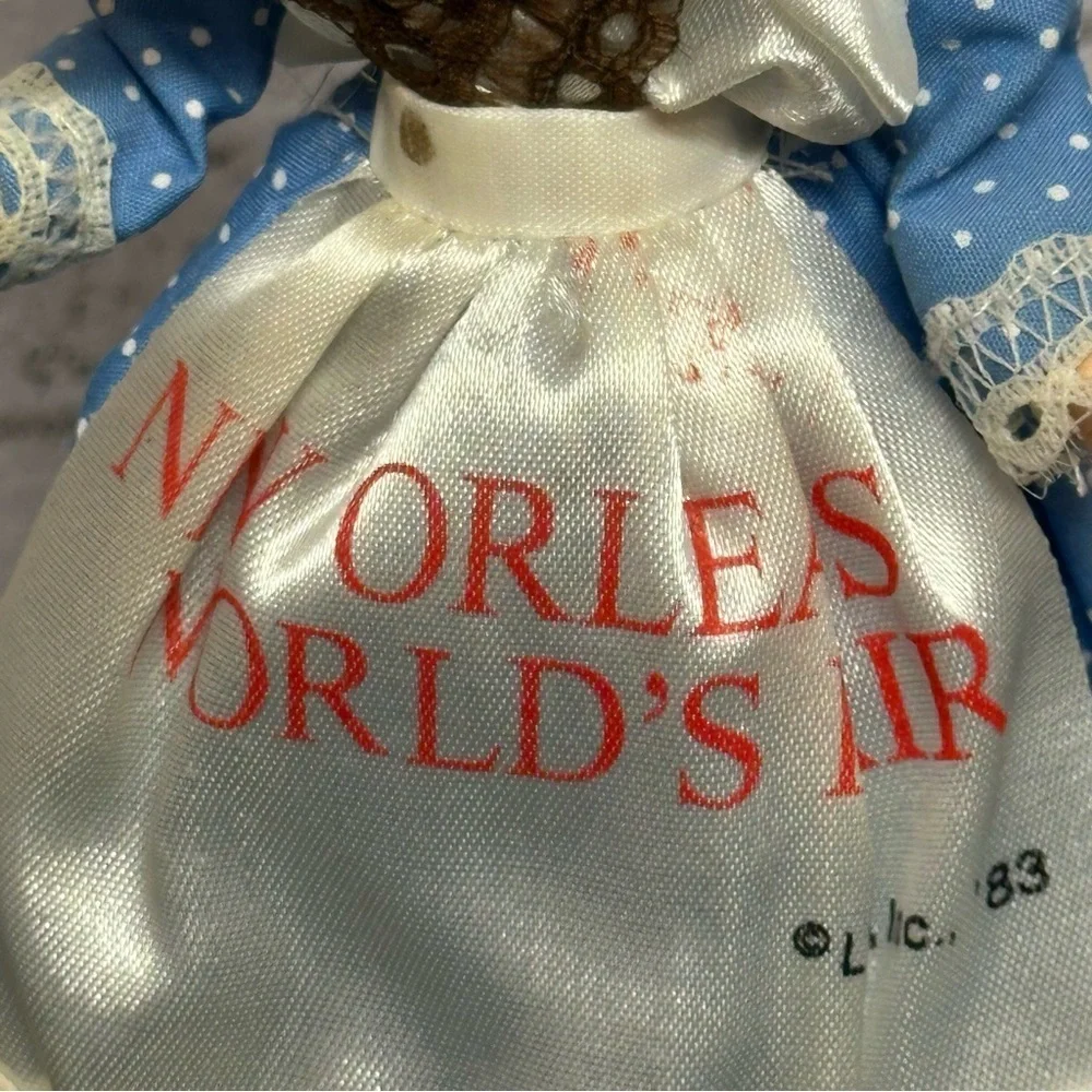 Vintage 1983 New Orleans World's Fair Big Eyes Doll Dress Bonnet Stand 10 in.
